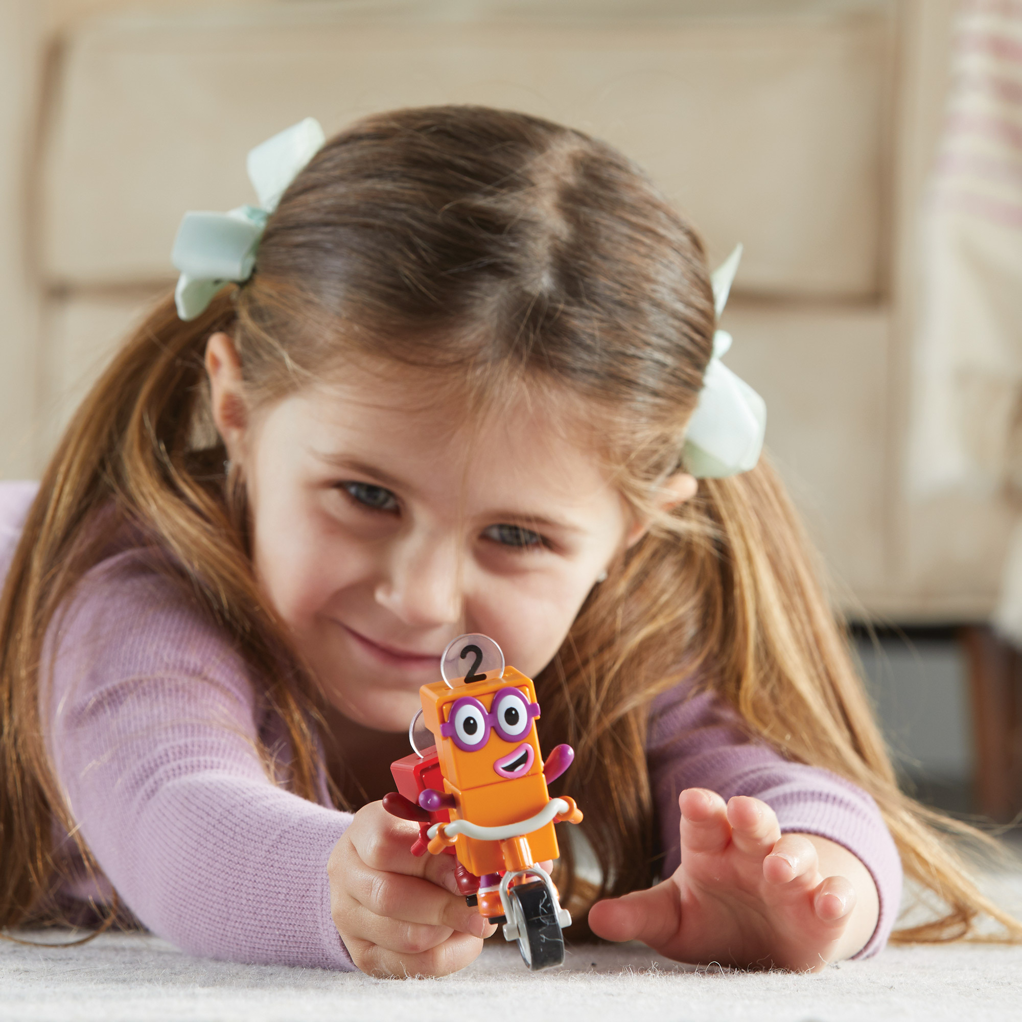 HM95354-UK Игровые фигурки Numberblocks. Единичка и двойка на велосипеде — изображение 3